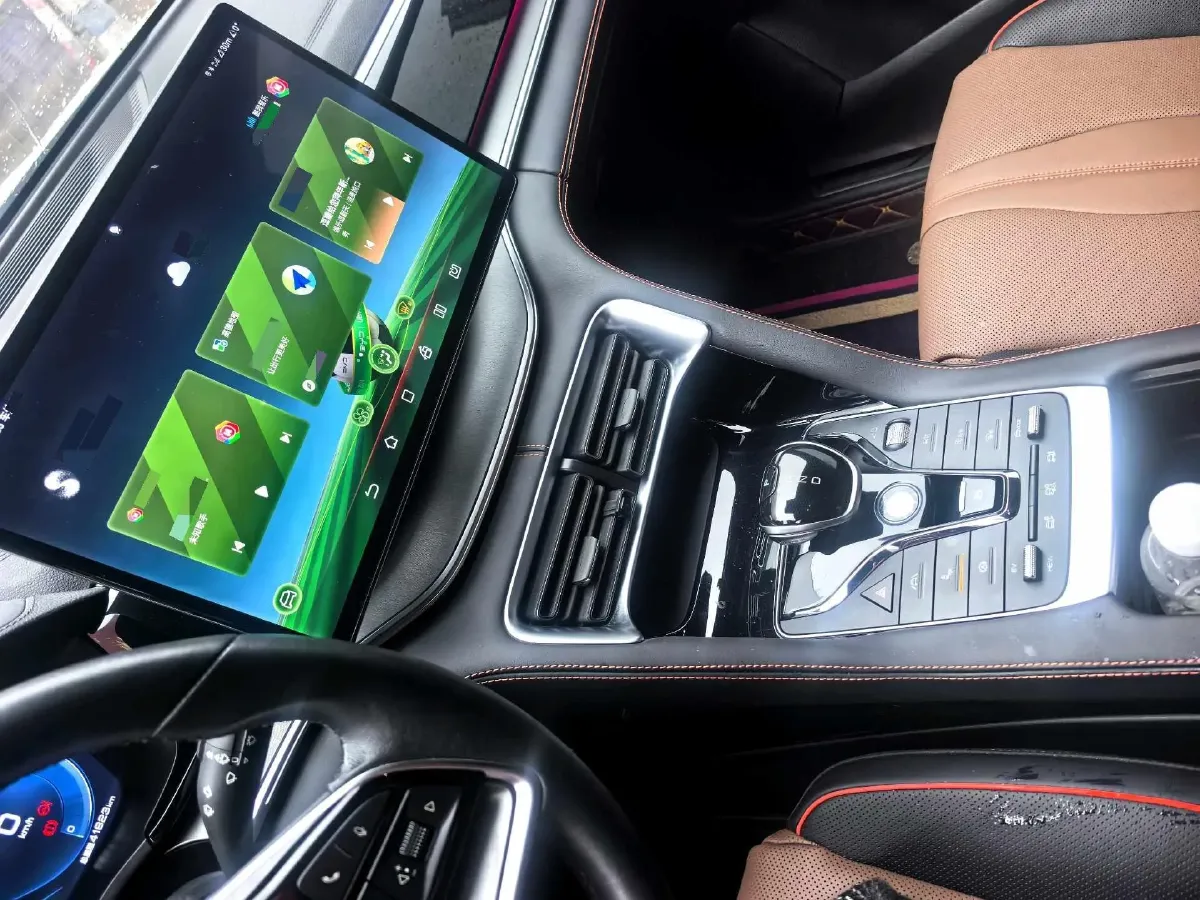 2022 Ford Mondeo 2.0T 238HP L4 8AT,autocango,china used car exporter,china ev exporter,chinese used car exporter,chinese used ev exporter