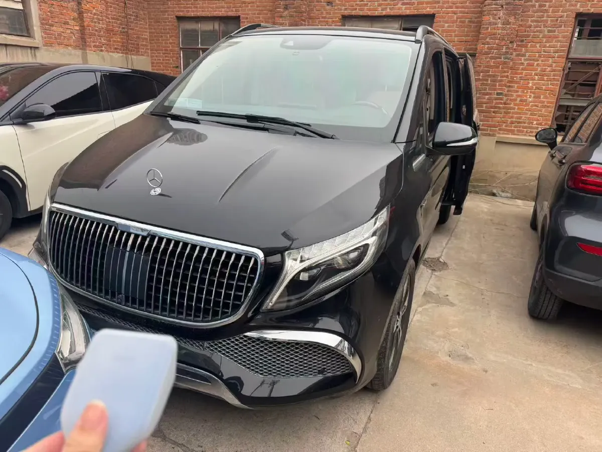 2020 Mercedes-Benz V Class 2.0T 211HP L4 9AT,autocango,china used car exporter,china ev exporter,chinese used car exporter,chinese used ev exporter