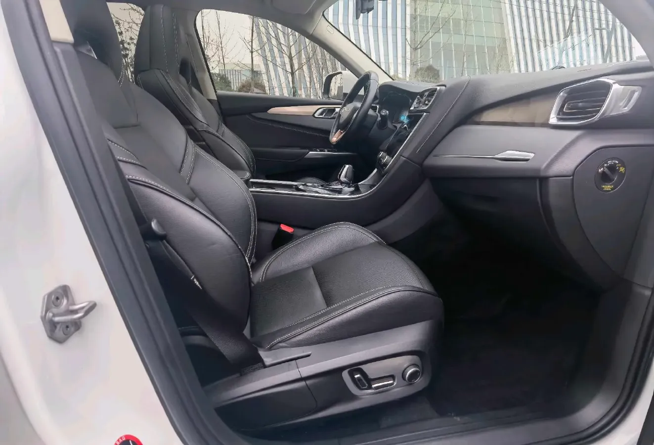 2018 Foton Tunland 2.0T 218HP L4 6AT,autocango,china used car exporter,china ev exporter,chinese used car exporter,chinese used ev exporter