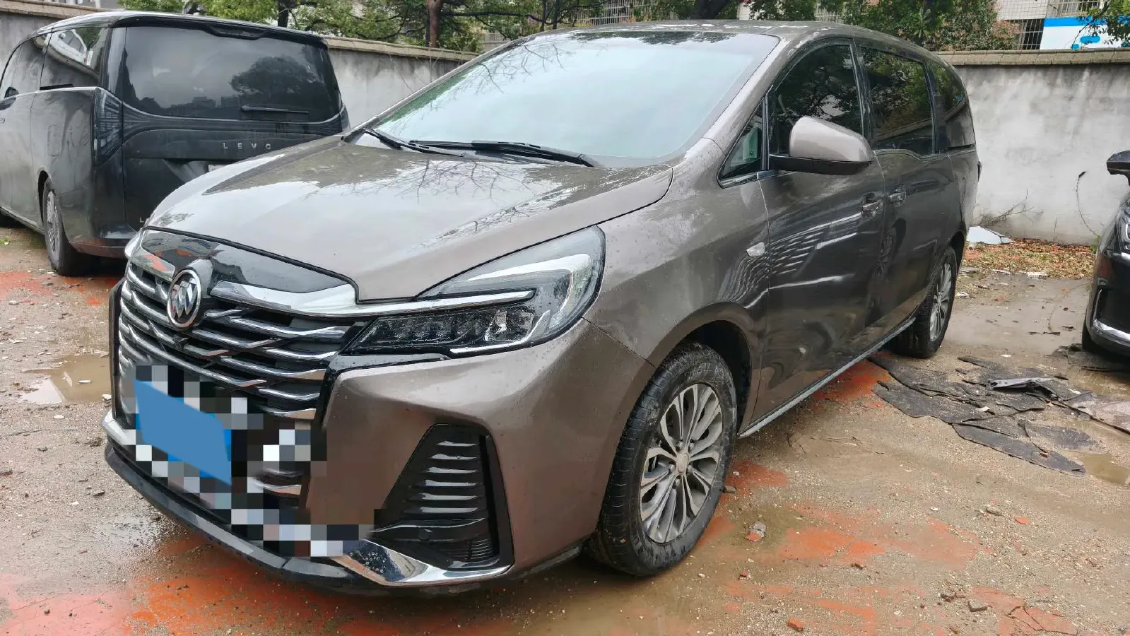 2023 Buick GL8 2.0T 237HP L4 9AT,autocango,china used car exporter,china ev exporter,chinese used car exporter,chinese used ev exporter