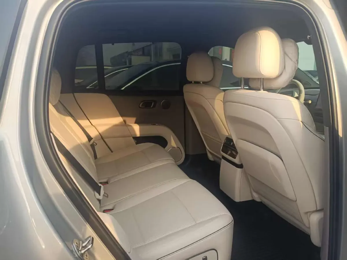 2025 Li i6 BEV,autocango,china used car exporter,china ev exporter,chinese used car exporter,chinese used ev exporter