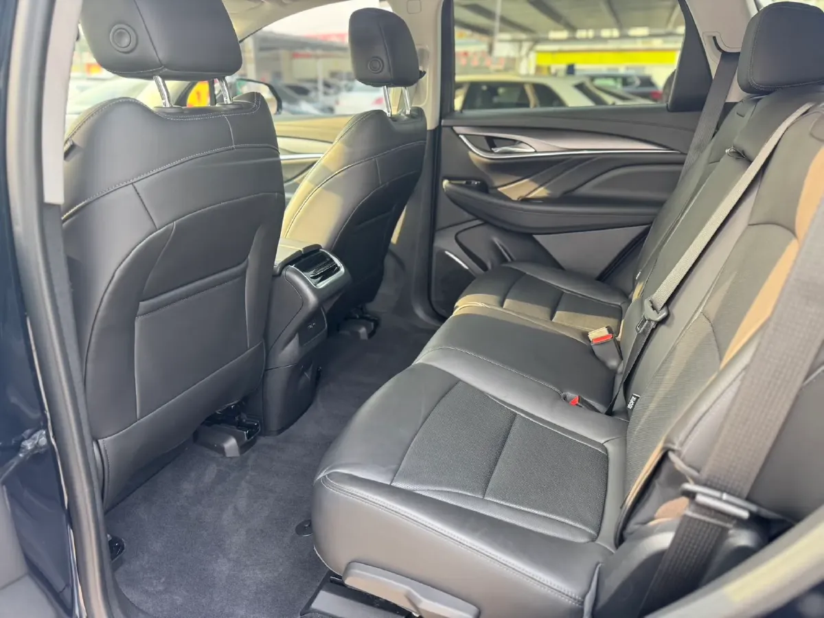 2020 Buick Enclave 2.0T 237HP L4 9AT,autocango,china used car exporter,china ev exporter,chinese used car exporter,chinese used ev exporter