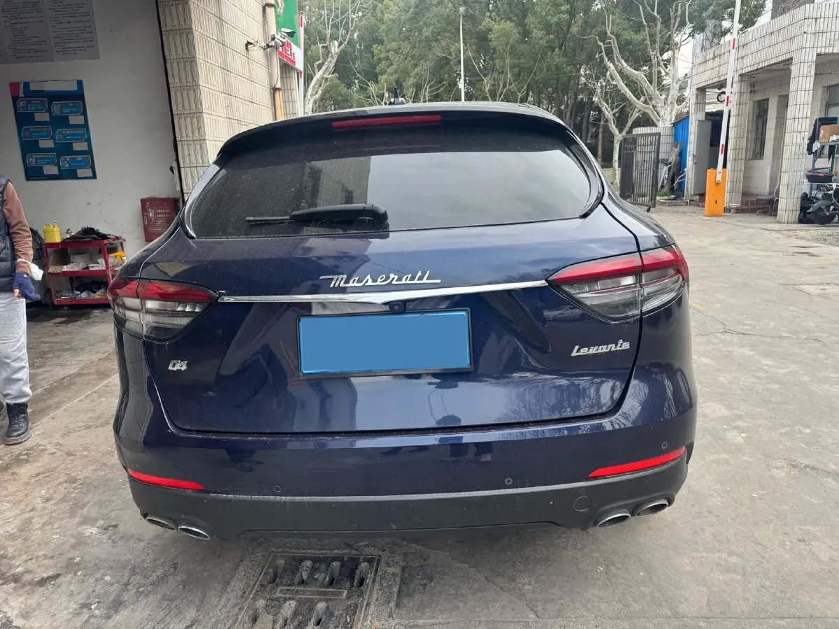 2021 Maserati Levante 3.0T 350HP V6 8AT,autocango,china used car exporter,china ev exporter,chinese used car exporter,chinese used ev exporter