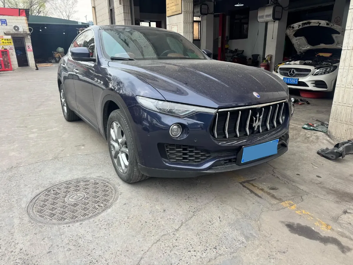 2021 Maserati Levante 3.0T 350HP V6 8AT,autocango,china used car exporter,china ev exporter,chinese used car exporter,chinese used ev exporter
