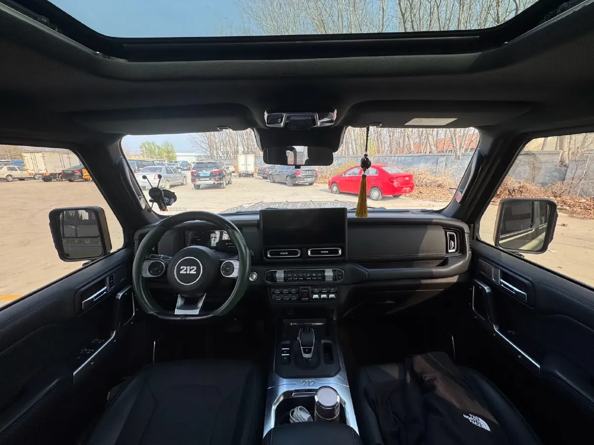 2024 212 212 T01 2.0T 252HP L4 8AT,autocango,china used car exporter,china ev exporter,chinese used car exporter,chinese used ev exporter