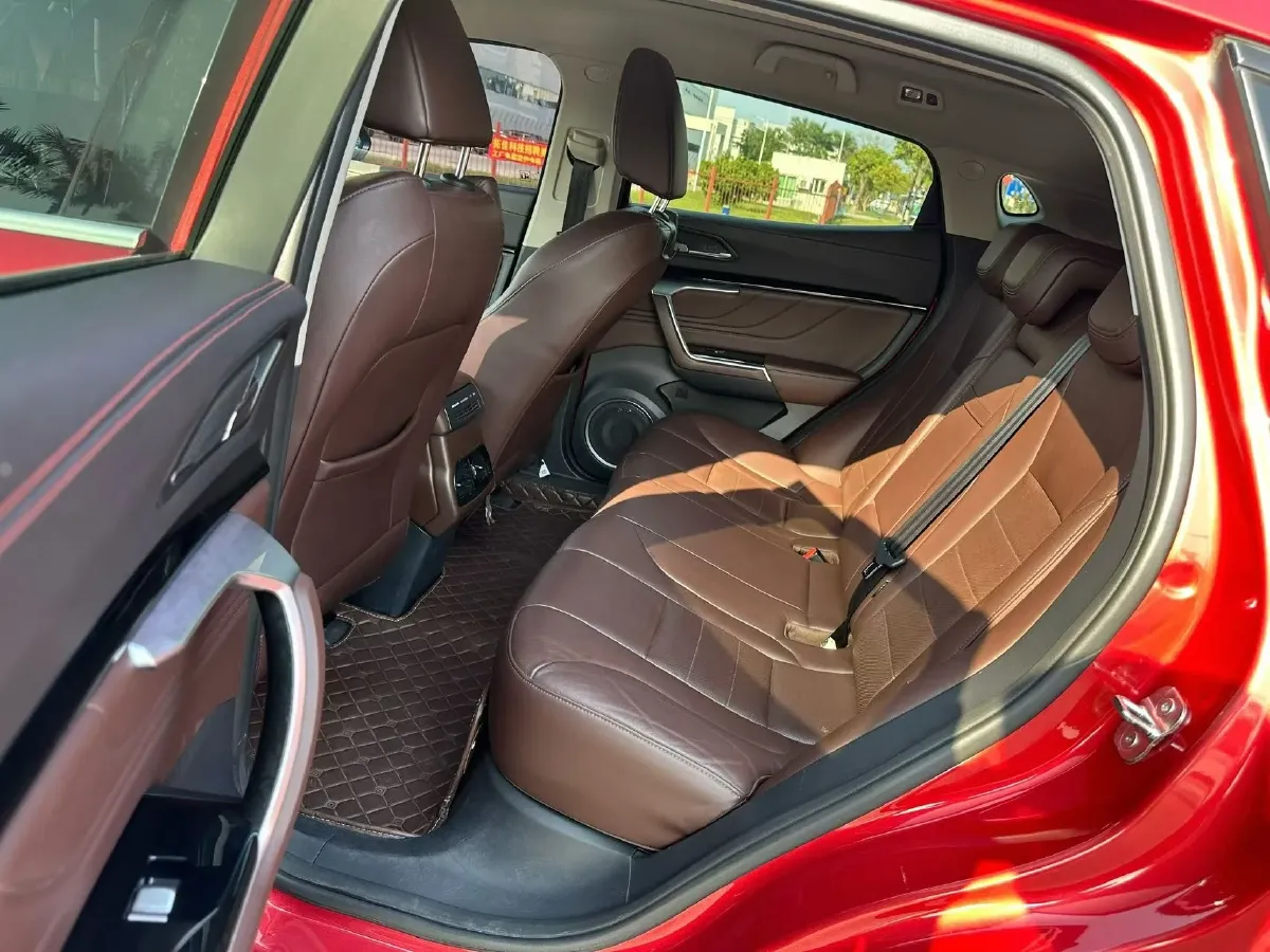 2017 WEY VV5 2.0T 197HP L4 7DCT,autocango,china used car exporter,china ev exporter,chinese used car exporter,chinese used ev exporter