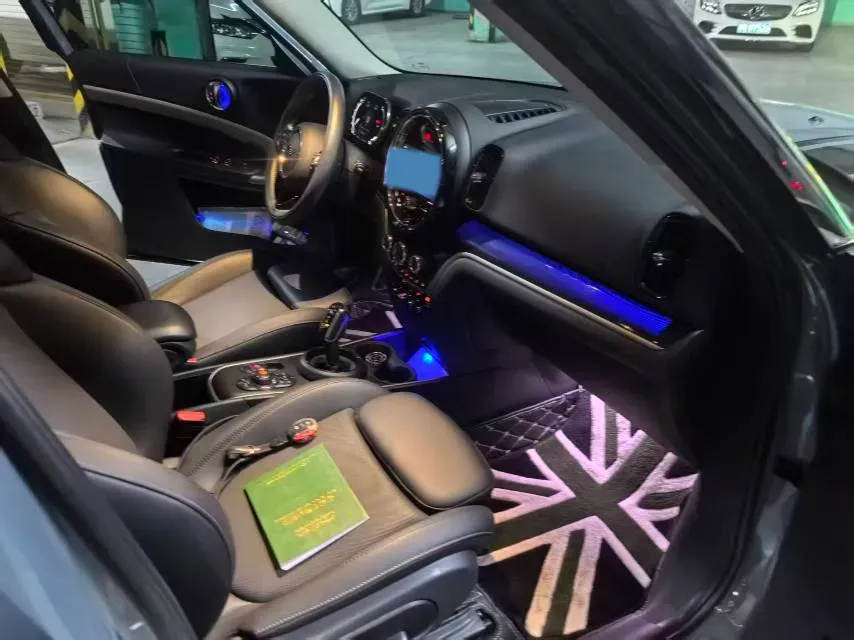 2021 MINI COUNTRYMAN 1.5T 136HP L3 8AT,autocango,china used car exporter,china ev exporter,chinese used car exporter,chinese used ev exporter