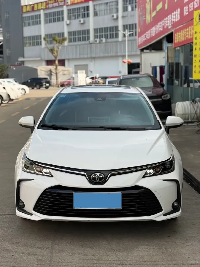 2021 Toyota Corolla 1.2T 116HP L4 CVT,autocango,china used car exporter,china ev exporter,chinese used car exporter,chinese used ev exporter