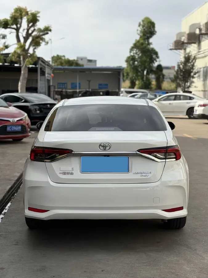 2021 Toyota Corolla 1.2T 116HP L4 CVT,autocango,china used car exporter,china ev exporter,chinese used car exporter,chinese used ev exporter