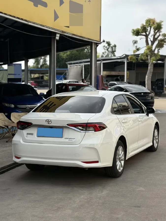 2021 Toyota Corolla 1.2T 116HP L4 CVT,autocango,china used car exporter,china ev exporter,chinese used car exporter,chinese used ev exporter