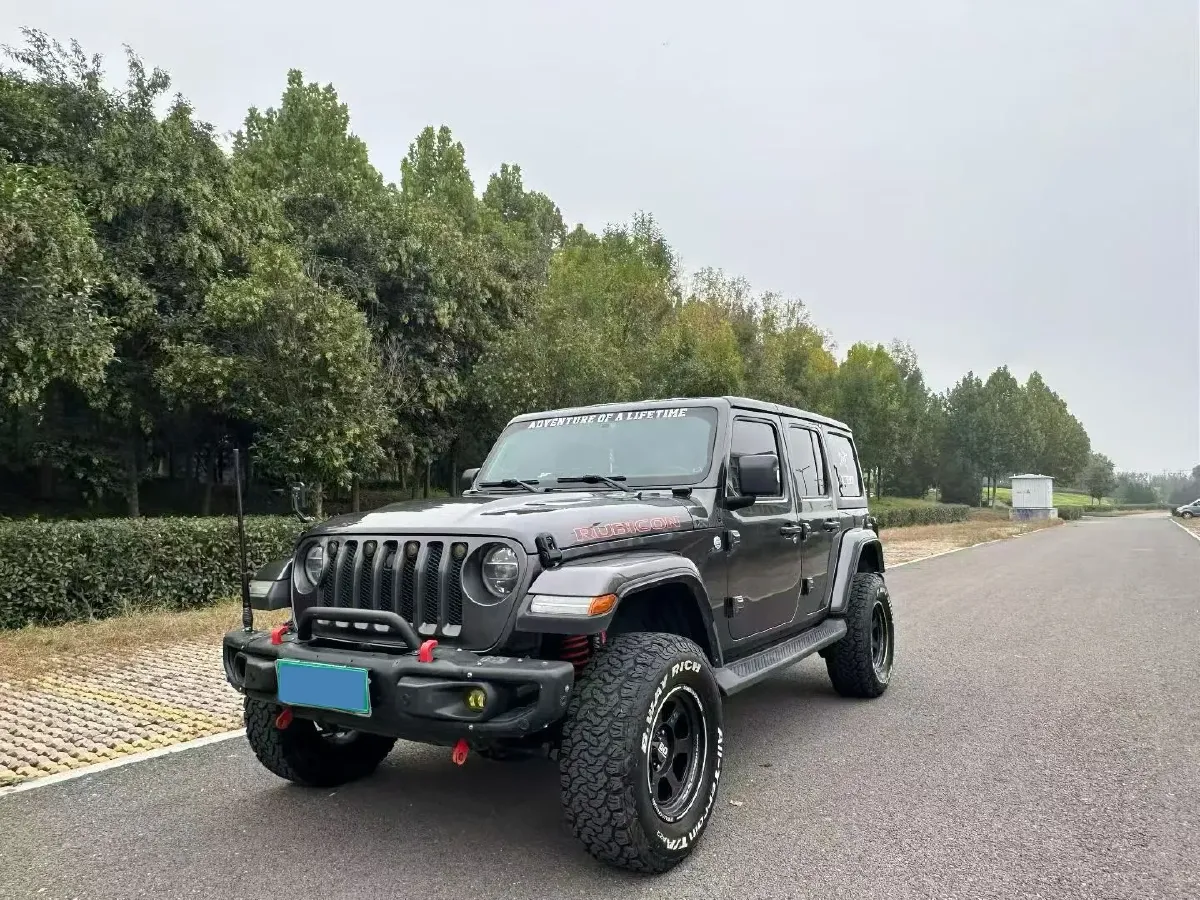 2019 Jeep Wrangler 2.0T 266HP L4 8AT,autocango,china used car exporter,china ev exporter,chinese used car exporter,chinese used ev exporter