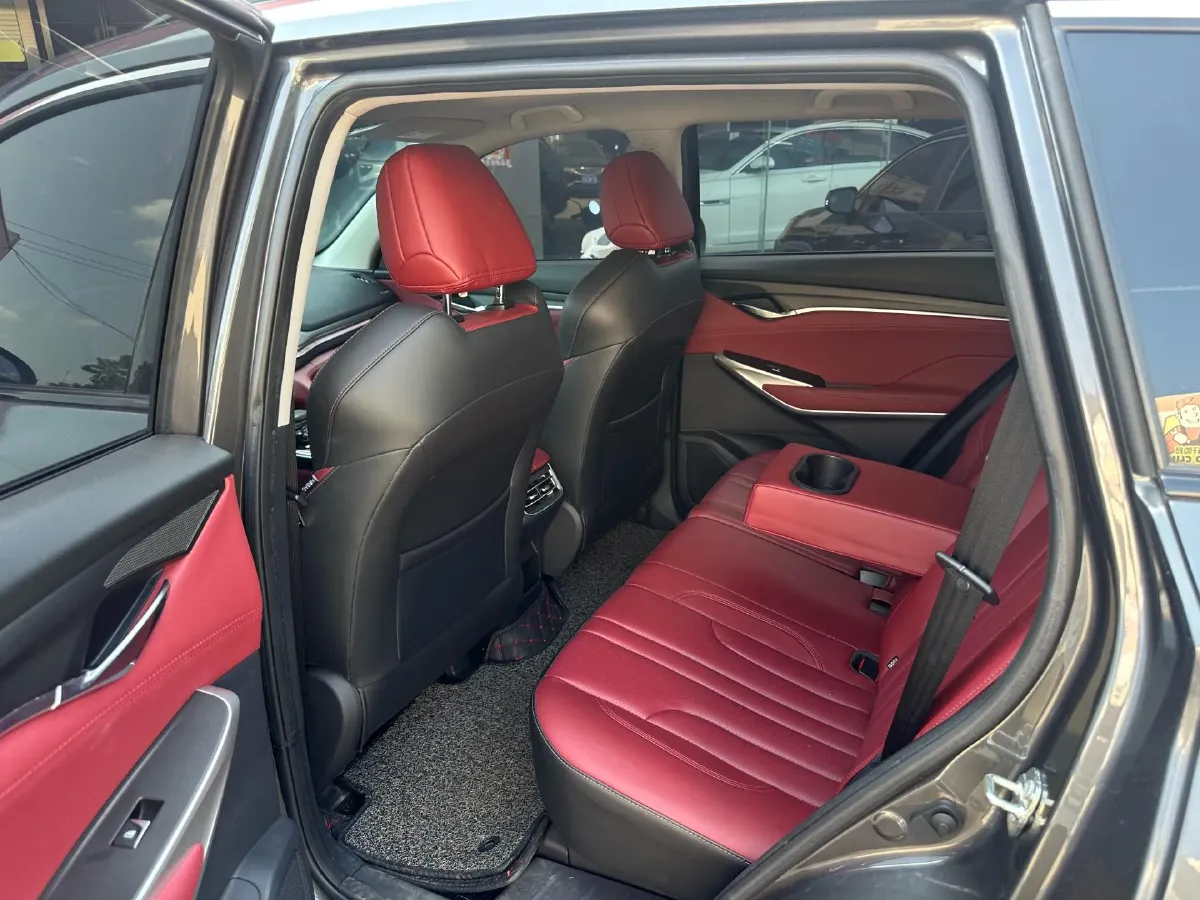 2021 ChangAn CS75 Plus 1.5T 178HP L4 6AT,autocango,china used car exporter,china ev exporter,chinese used car exporter,chinese used ev exporter