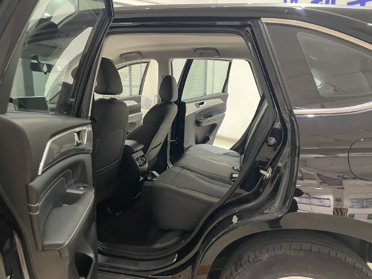 2021 Haval M6 1.5T 150HP L4 7DCT,autocango,china used car exporter,china ev exporter,chinese used car exporter,chinese used ev exporter