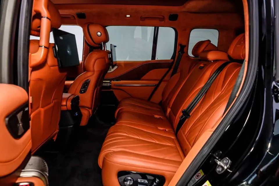 2023 YangWang U8 2.0T 272HP L4 REEV 49.05KWH,autocango,china used car exporter,china ev exporter,chinese used car exporter,chinese used ev exporter