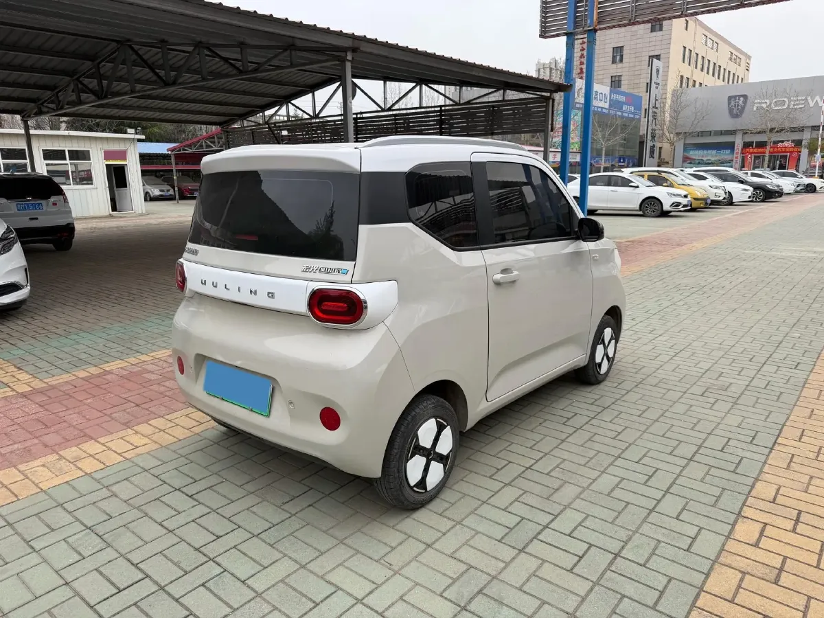 2024 WuLing HongGuang MINI EV BEV 17.3KWH,autocango,china used car exporter,china ev exporter,chinese used car exporter,chinese used ev exporter