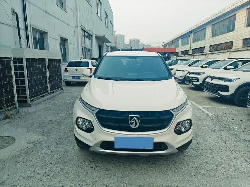2021 BaoJun 510 1.5L 99HP L4 6MT,autocango,china used car exporter,china ev exporter,chinese used car exporter,chinese used ev exporter