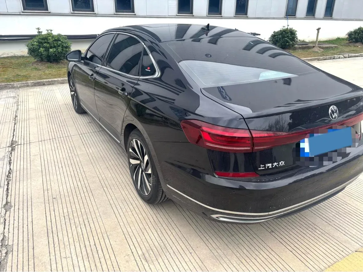 2024 Volkswagen Passat 2.0T 220HP L4 7DCT,autocango,china used car exporter,china ev exporter,chinese used car exporter,chinese used ev exporter