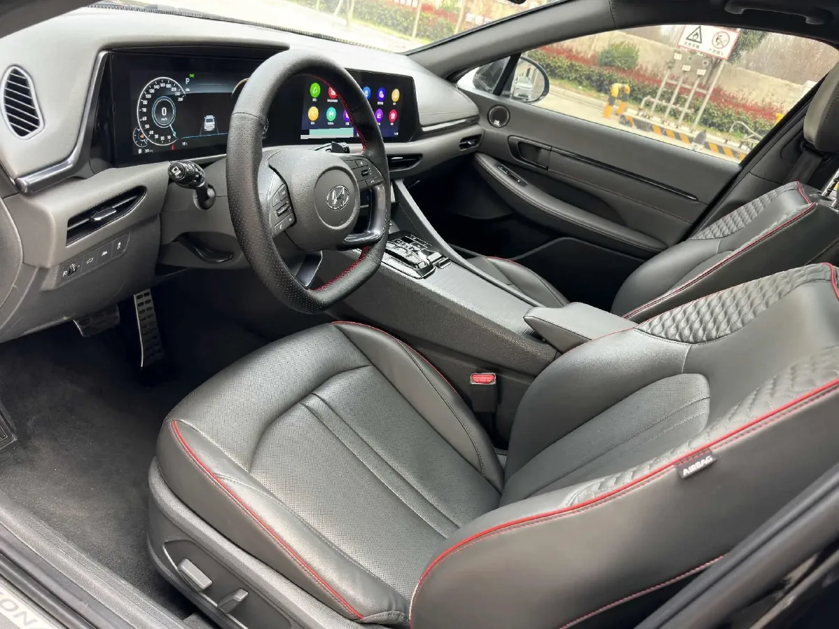 2020 Hyundai Sonata 2.0T 240HP L4 8AT,autocango,china used car exporter,china ev exporter,chinese used car exporter,chinese used ev exporter