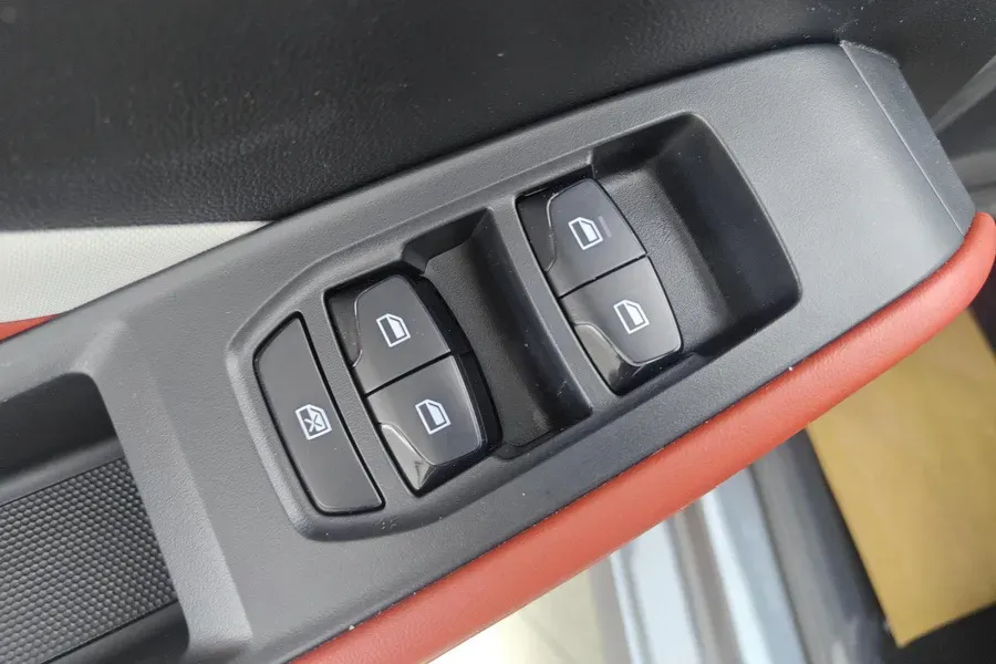 2023 MG 5 1.5L 129HP L4 CVT,autocango,china used car exporter,china ev exporter,chinese used car exporter,chinese used ev exporter