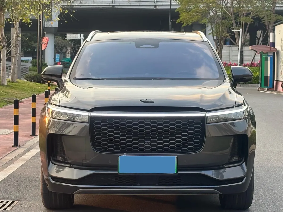 2021 Li ONE Range Extended 131HP REEV 40.5KWH,autocango,china used car exporter,china ev exporter,chinese used car exporter,chinese used ev exporter