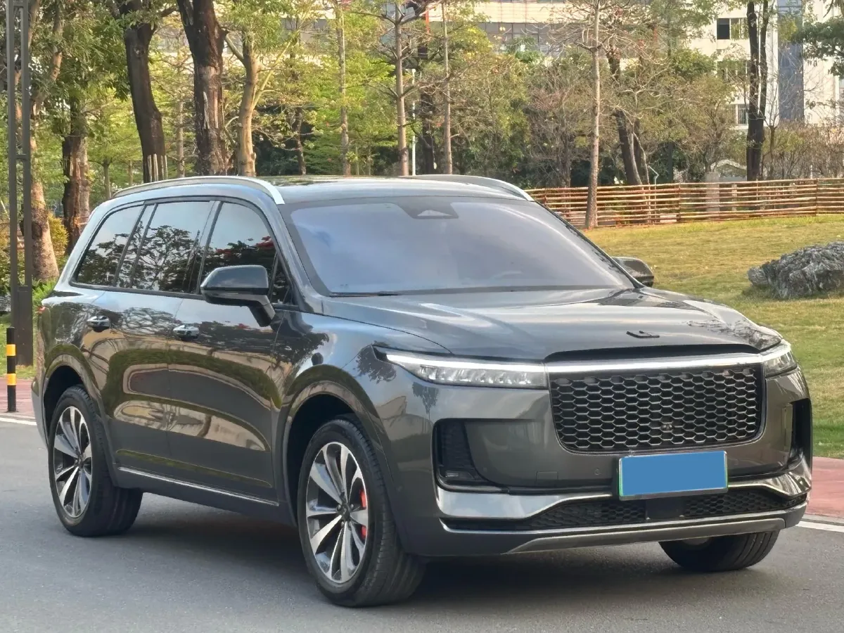 2021 Li ONE Range Extended 131HP REEV 40.5KWH,autocango,china used car exporter,china ev exporter,chinese used car exporter,chinese used ev exporter