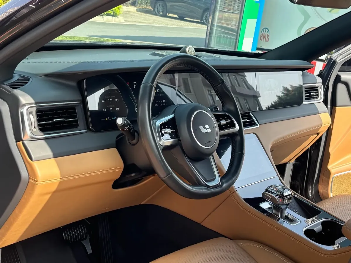 2021 Li ONE Range Extended 131HP REEV 40.5KWH,autocango,china used car exporter,china ev exporter,chinese used car exporter,chinese used ev exporter