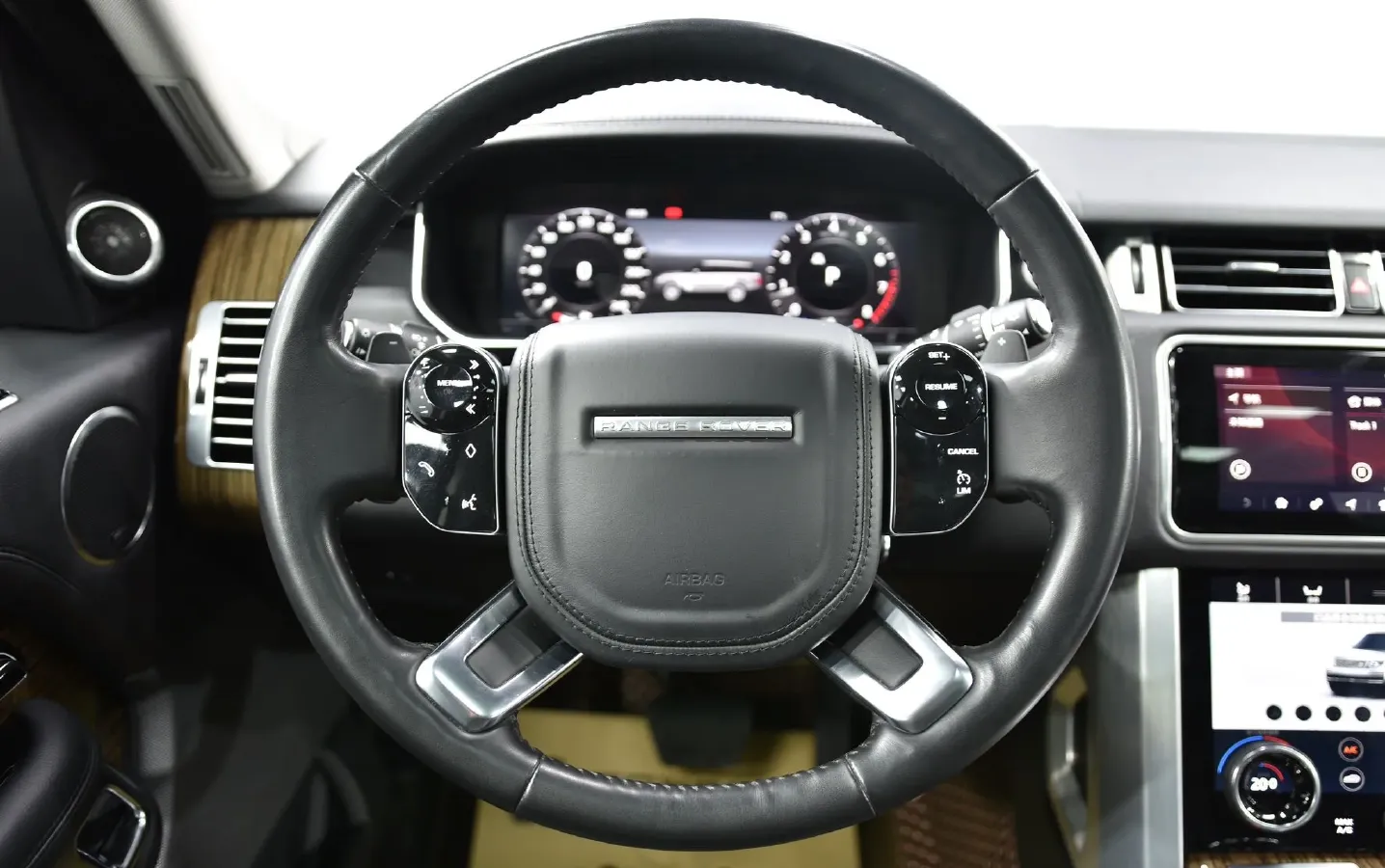 2018 Land Rover Range Rover Evoque 2.0T 241HP L4 9AT,autocango,china used car exporter,china ev exporter,chinese used car exporter,chinese used ev exporter