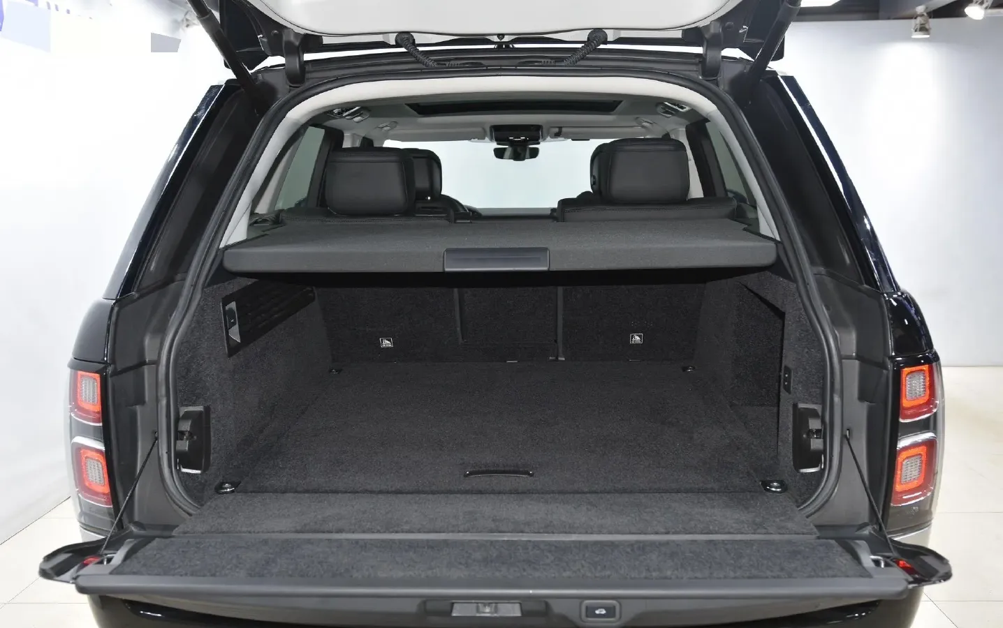 2018 Land Rover Range Rover Evoque 2.0T 241HP L4 9AT,autocango,china used car exporter,china ev exporter,chinese used car exporter,chinese used ev exporter