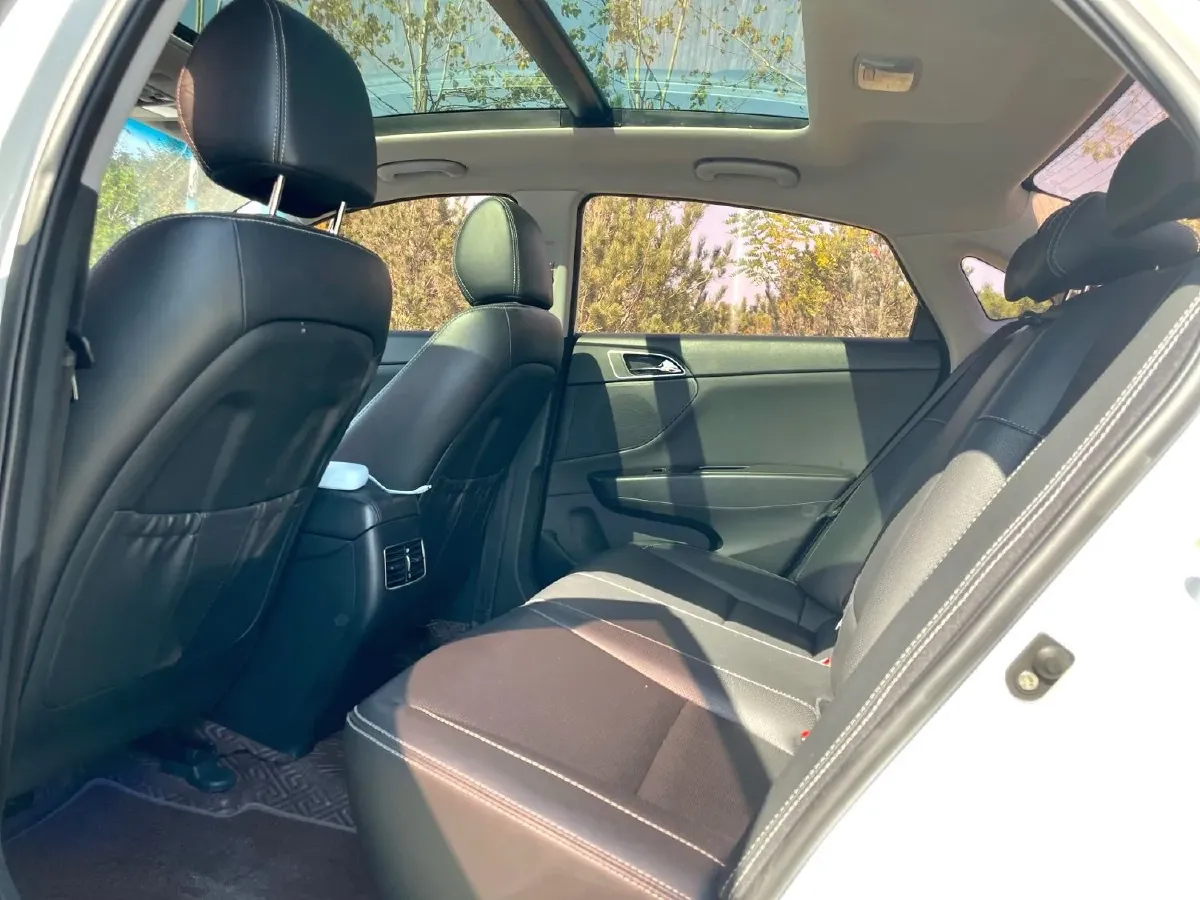 2017 Hyundai Mistra 1.6T 175HP L4 7DCT,autocango,china used car exporter,china ev exporter,chinese used car exporter,chinese used ev exporter