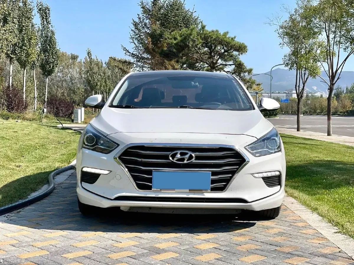2017 Hyundai Mistra 1.6T 175HP L4 7DCT,autocango,china used car exporter,china ev exporter,chinese used car exporter,chinese used ev exporter