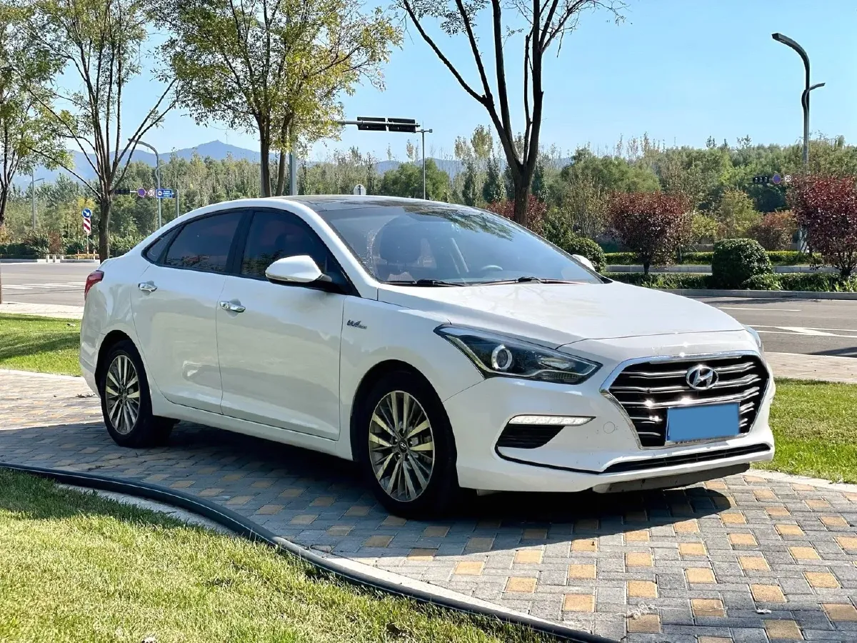 2017 Hyundai Mistra 1.6T 175HP L4 7DCT,autocango,china used car exporter,china ev exporter,chinese used car exporter,chinese used ev exporter