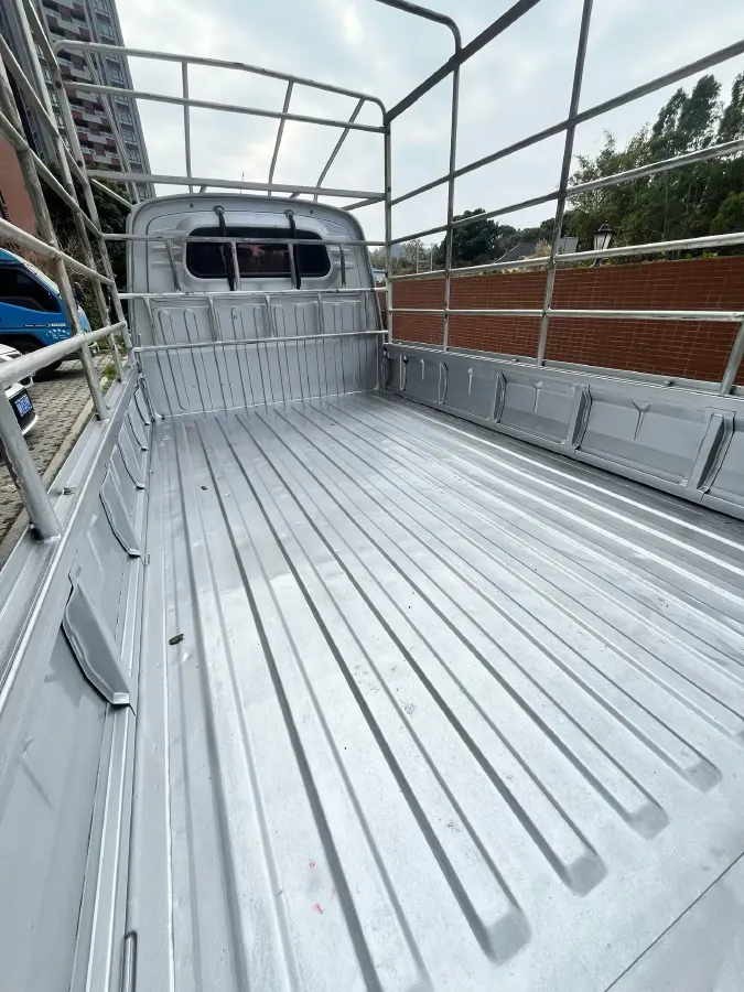 2015 WuLing RongGuang V 1.5L 112HP L4 5MT,autocango,china used car exporter,china ev exporter,chinese used car exporter,chinese used ev exporter