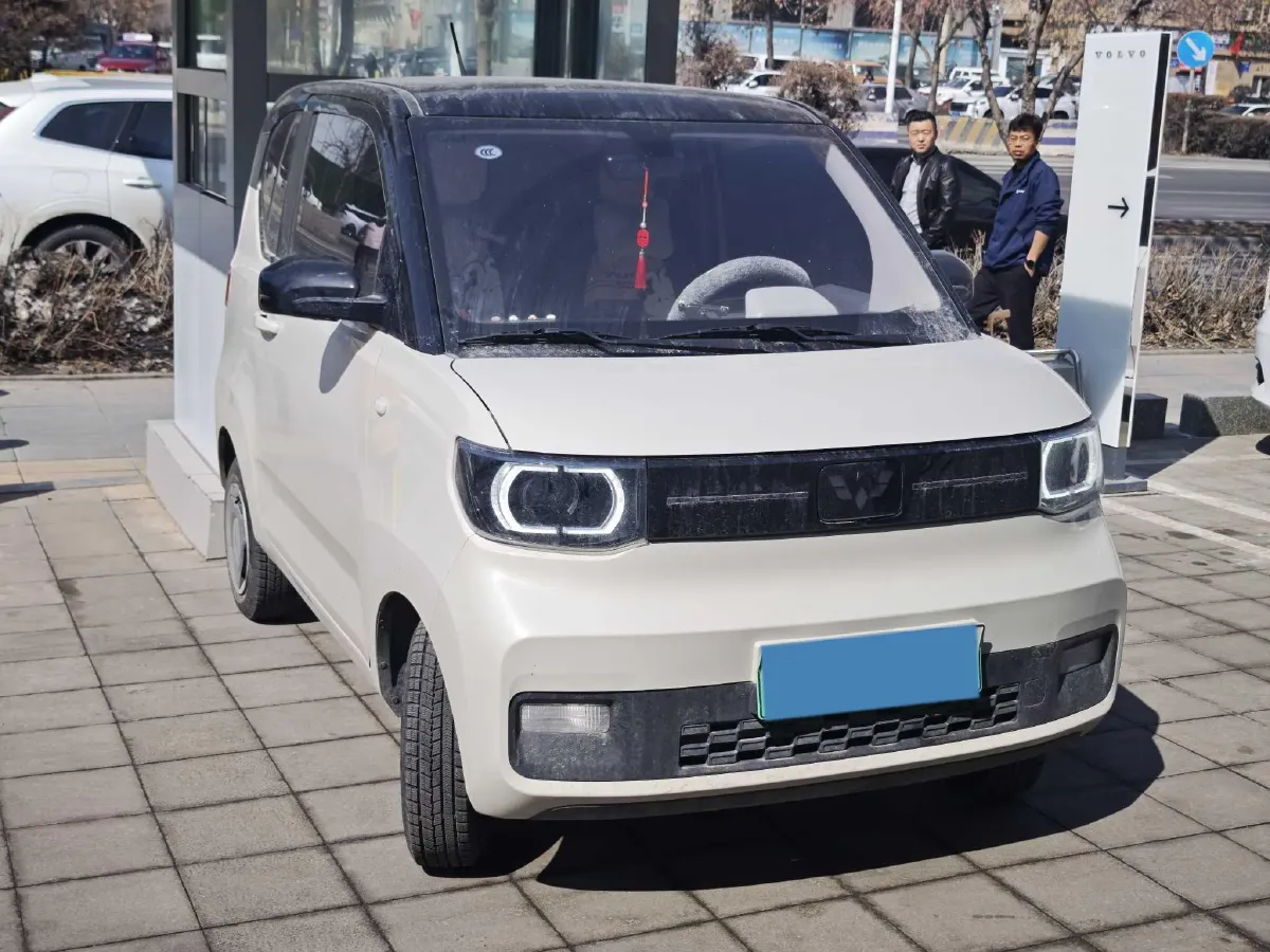 2022 WuLing HongGuang MINI EV BEV 13.9KWH,autocango,china used car exporter,china ev exporter,chinese used car exporter,chinese used ev exporter