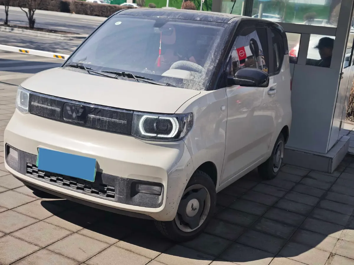 2022 WuLing HongGuang MINI EV BEV 13.9KWH,autocango,china used car exporter,china ev exporter,chinese used car exporter,chinese used ev exporter