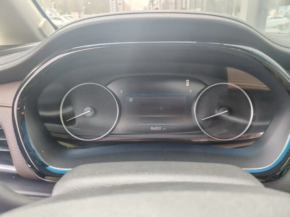 2022 Buick GL8 2.0T 237HP L4 9AT,autocango,china used car exporter,china ev exporter,chinese used car exporter,chinese used ev exporter