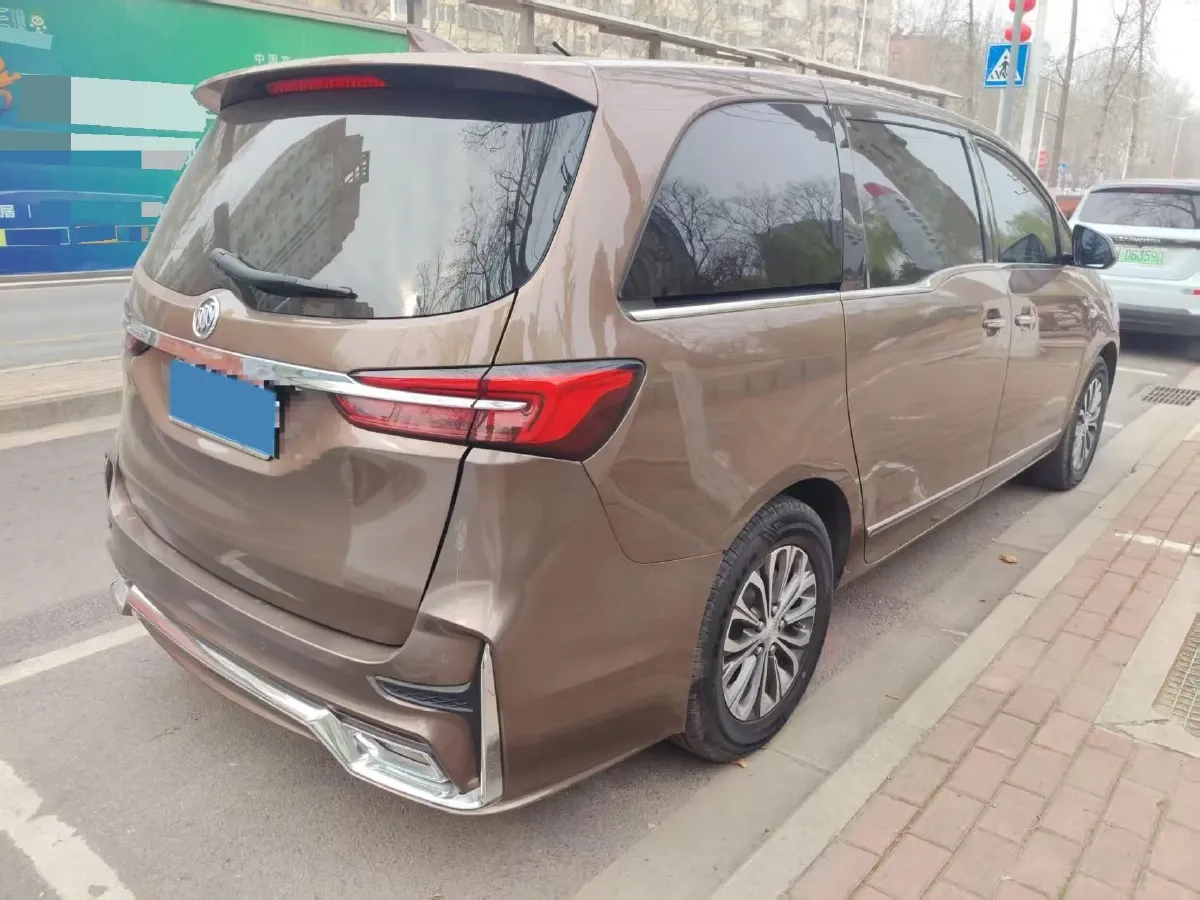 2022 Buick GL8 2.0T 237HP L4 9AT,autocango,china used car exporter,china ev exporter,chinese used car exporter,chinese used ev exporter