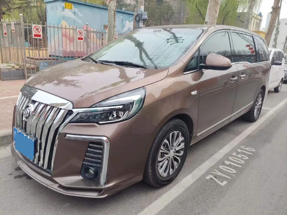 2022 Buick GL8 2.0T 237HP L4 9AT,autocango,china used car exporter,china ev exporter,chinese used car exporter,chinese used ev exporter