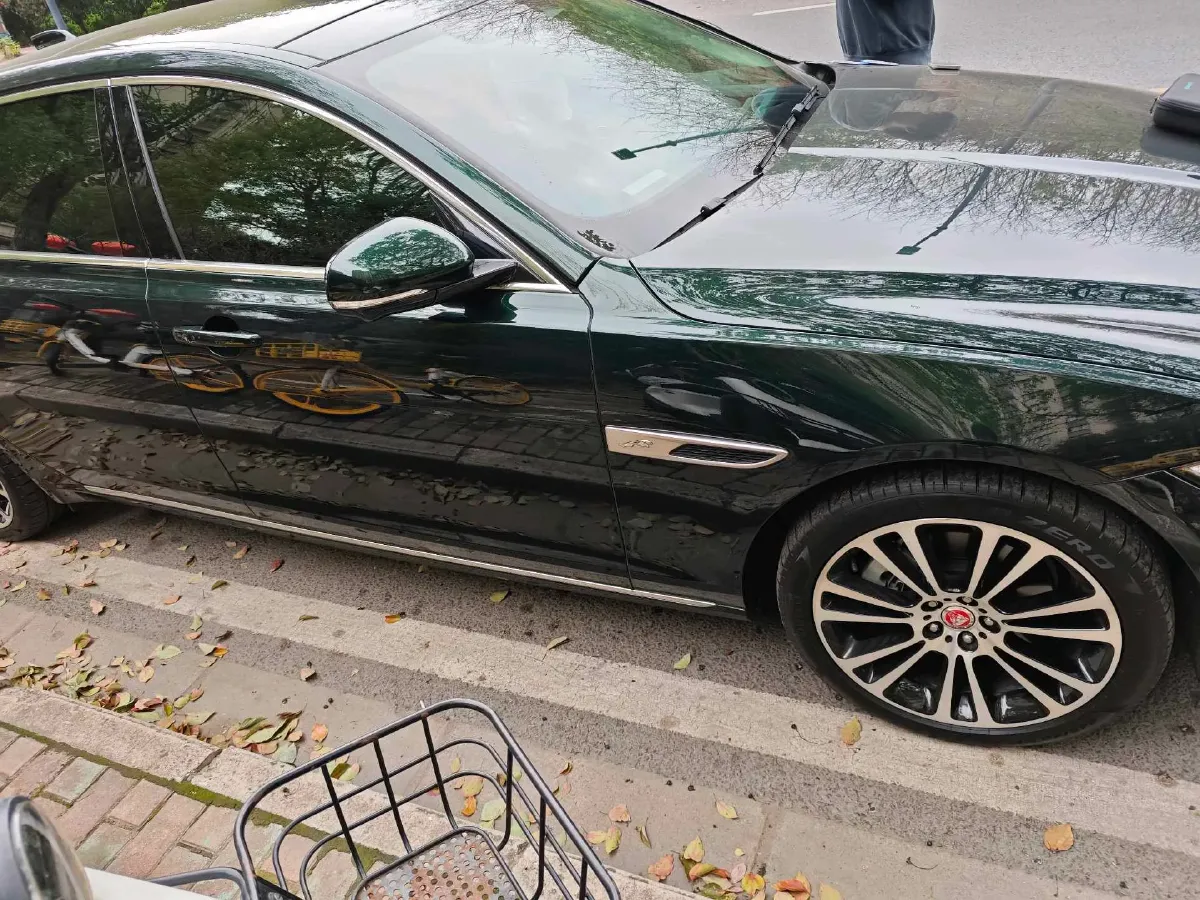 2023 Jaguar XFL 2.0T 250HP L4 8AT,autocango,china used car exporter,china ev exporter,chinese used car exporter,chinese used ev exporter
