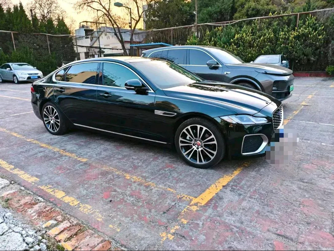 2023 Jaguar XFL 2.0T 250HP L4 8AT,autocango,china used car exporter,china ev exporter,chinese used car exporter,chinese used ev exporter