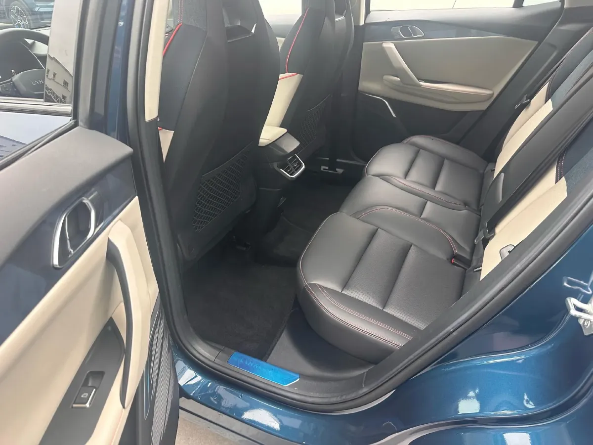 2020 LYNK&CO 06 1.5T 177HP L3 7DCT,autocango,china used car exporter,china ev exporter,chinese used car exporter,chinese used ev exporter