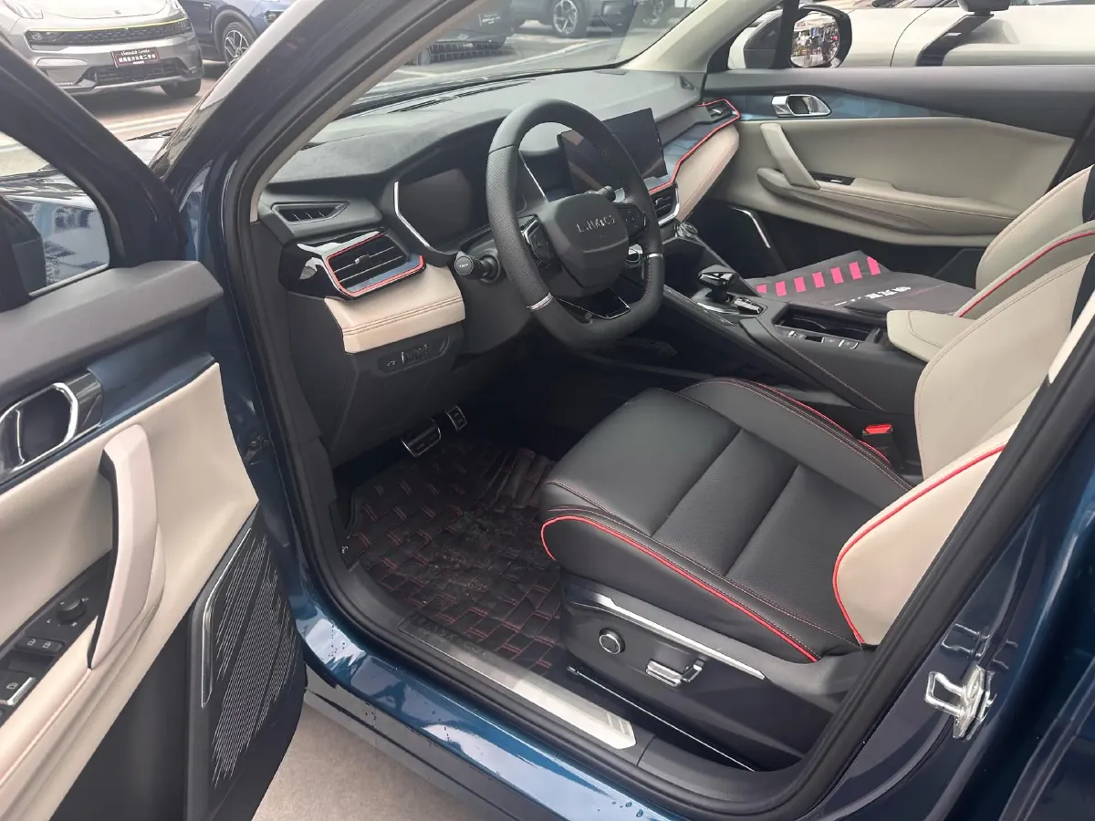 2020 LYNK&CO 06 1.5T 177HP L3 7DCT,autocango,china used car exporter,china ev exporter,chinese used car exporter,chinese used ev exporter