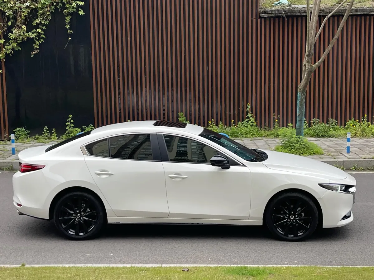 2023 Mazda 3 Axela 2.0L 158HP L4 6AT,autocango,china used car exporter,china ev exporter,chinese used car exporter,chinese used ev exporter