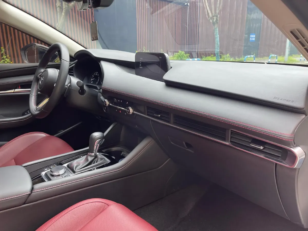 2023 Mazda 3 Axela 2.0L 158HP L4 6AT,autocango,china used car exporter,china ev exporter,chinese used car exporter,chinese used ev exporter