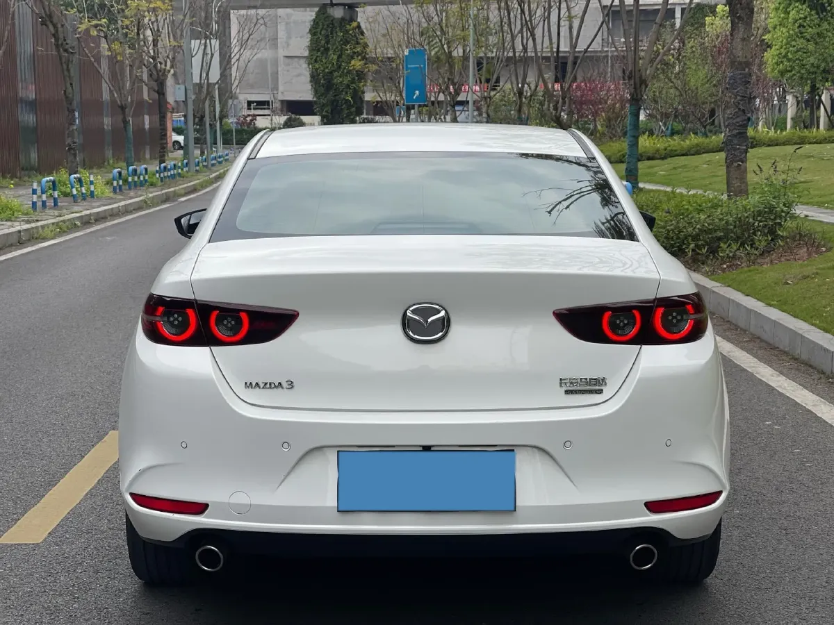 2023 Mazda 3 Axela 2.0L 158HP L4 6AT,autocango,china used car exporter,china ev exporter,chinese used car exporter,chinese used ev exporter