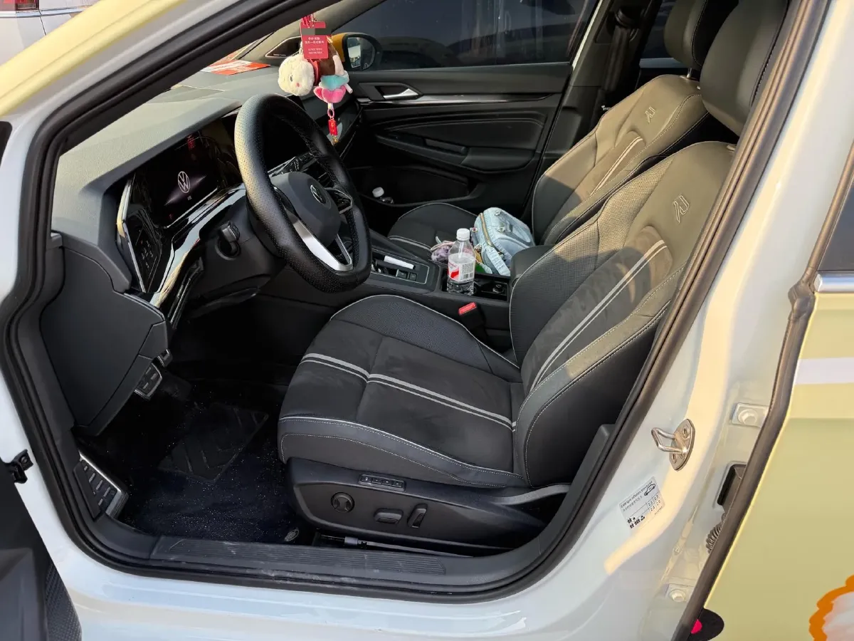 2023 Volkswagen Golf 1.4T 150HP L4 7DCT,autocango,china used car exporter,china ev exporter,chinese used car exporter,chinese used ev exporter