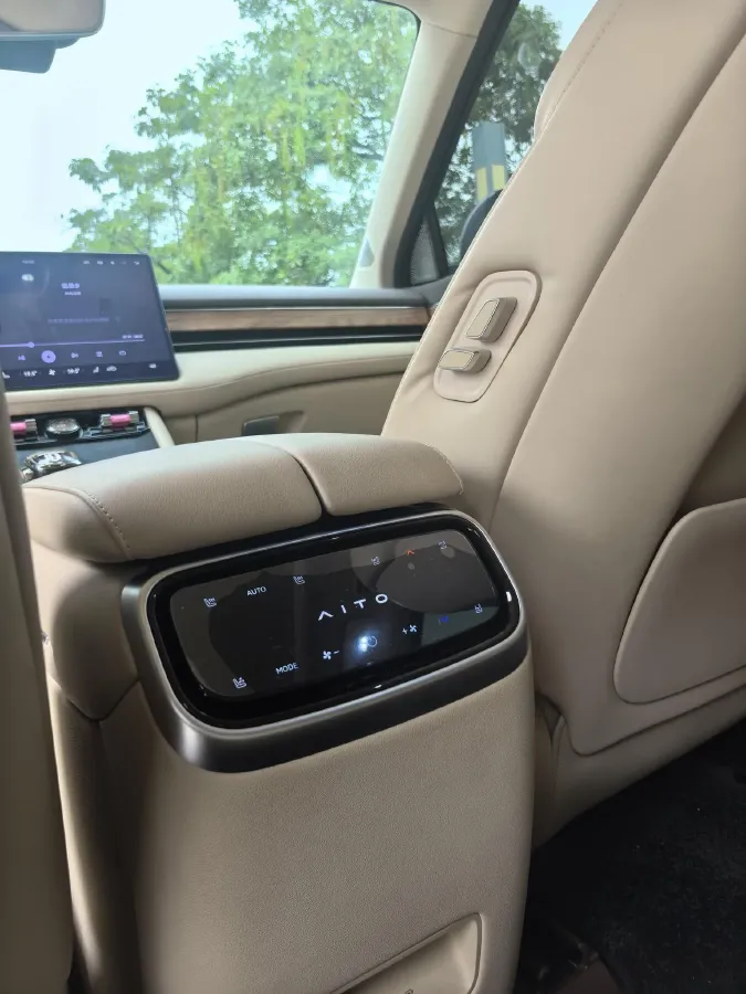 2024 Jaguar E-PACE 1.5T 200HP L3 8AT,autocango,china used car exporter,china ev exporter,chinese used car exporter,chinese used ev exporter