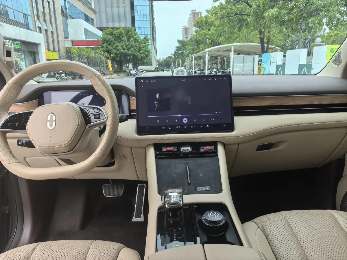 2024 Jaguar E-PACE 1.5T 200HP L3 8AT,autocango,china used car exporter,china ev exporter,chinese used car exporter,chinese used ev exporter