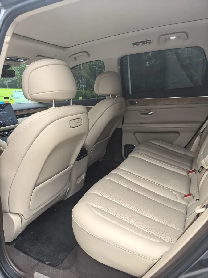 2024 Jaguar E-PACE 1.5T 200HP L3 8AT,autocango,china used car exporter,china ev exporter,chinese used car exporter,chinese used ev exporter