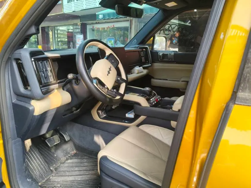 2023 FangChengBao Bao 5 1.5T 194HP L4 E-CVT PHEV 31.8KWH,autocango,china used car exporter,china ev exporter,chinese used car exporter,chinese used ev exporter