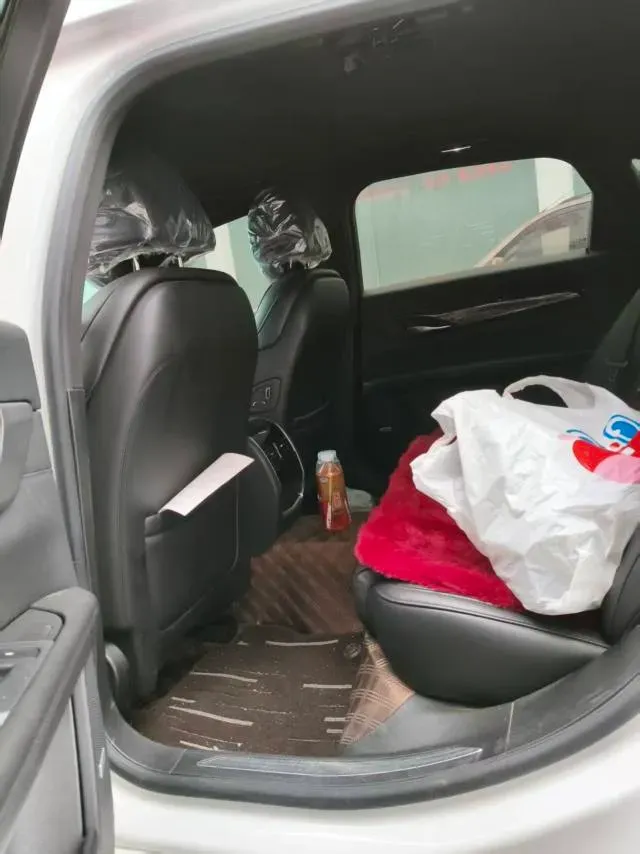 2022 Cadillac CT6 2.0T 237HP L4 10AT,autocango,china used car exporter,china ev exporter,chinese used car exporter,chinese used ev exporter